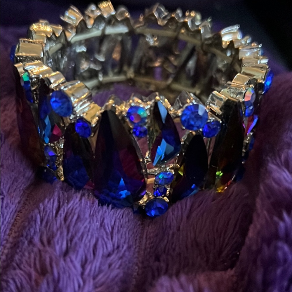 Elegant Multicolor Crystal Bracelet